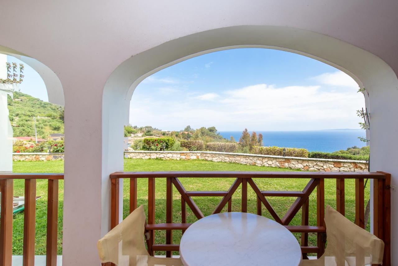 Sea View Village 4*